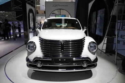 平行进口版23款加版奔驰GLS63AMG 4.0T性能猛兽 现车到店,