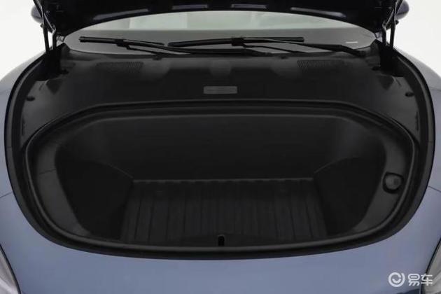 预算25万左右想买高品质电车,小米SU7和Model 3该如何选择呢?