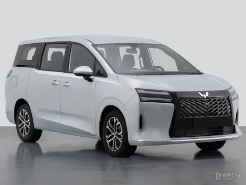 五菱星光730申报图曝光 七座MPV/轴距超2米9 三种动力可选
