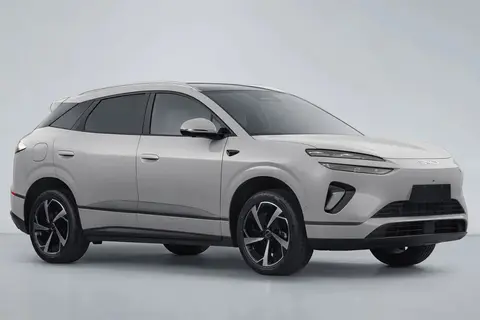 比亚迪海狮06上市,15万级SUV战局升级,车载冰箱引热议