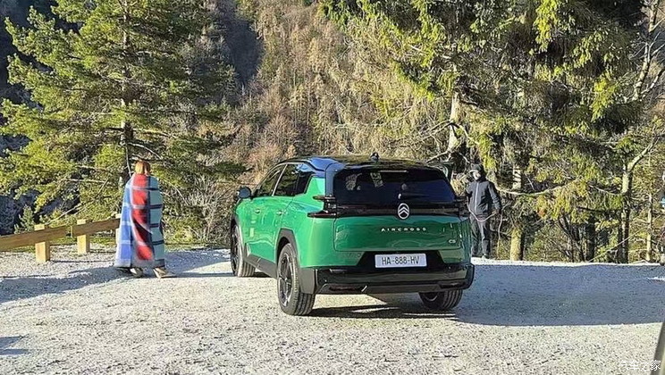 全新雪铁龙C5 AIRCROSS量产版谍照曝光 多动力可选/或2025年发布