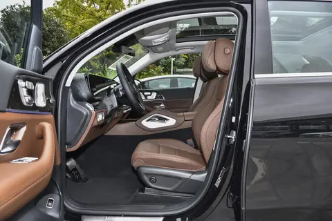 2025 款奔驰 GLE 购车实测：中大型旗舰的均衡之选