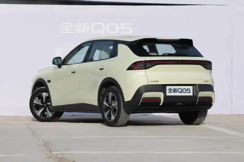 都是10万左右高颜值SUV，长安启源全新Q05和比亚迪元UP，怎么选？