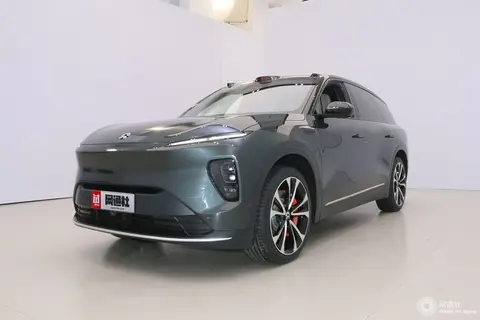 蔚来推“摇一摇”开闭后备箱功能，手机动作即可控车