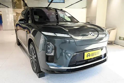 为何越来越多家庭选择蔚来全新ES8？看完这三点，你就明白了